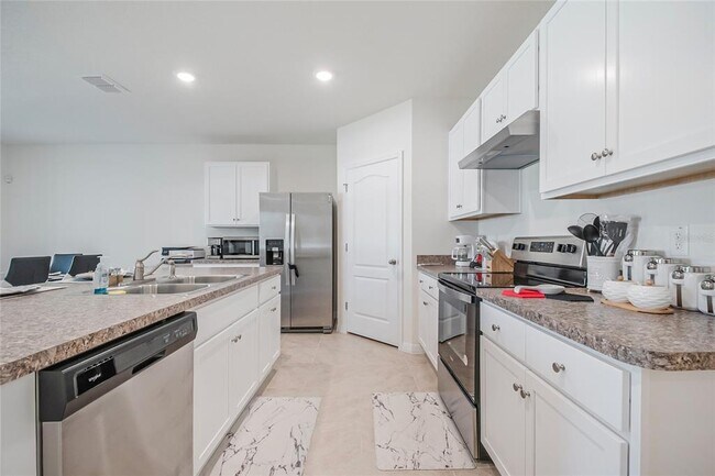 Building Photo - 1126 Chichester Ct