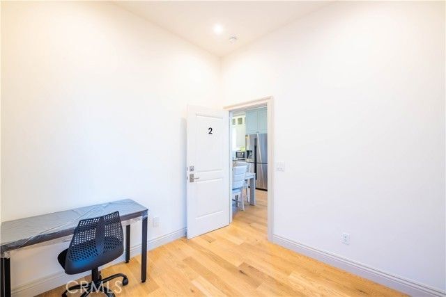 Building Photo - 1275 W 23rd St