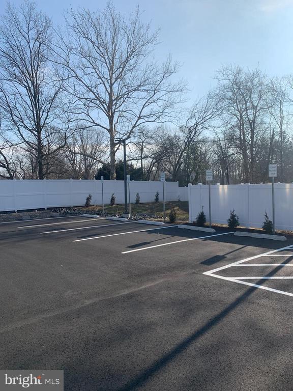 Building Photo - 168 Haddon Ave