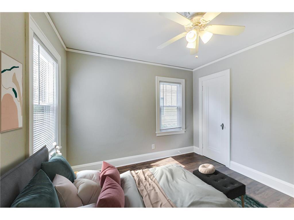 Building Photo - 564 Brimhall St