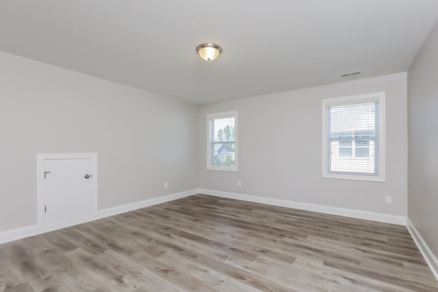 Building Photo - 168 Hawkesburg Dr