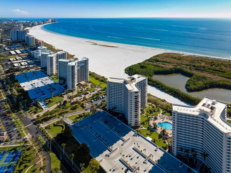 Building Photo - 380 Seaview Ct