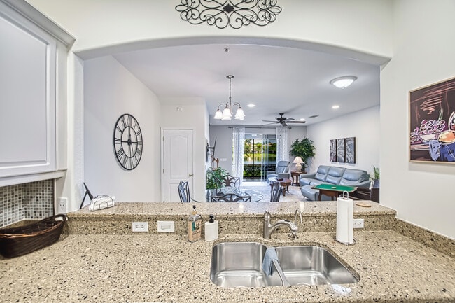 Building Photo - 3111 Cottonwood Bend