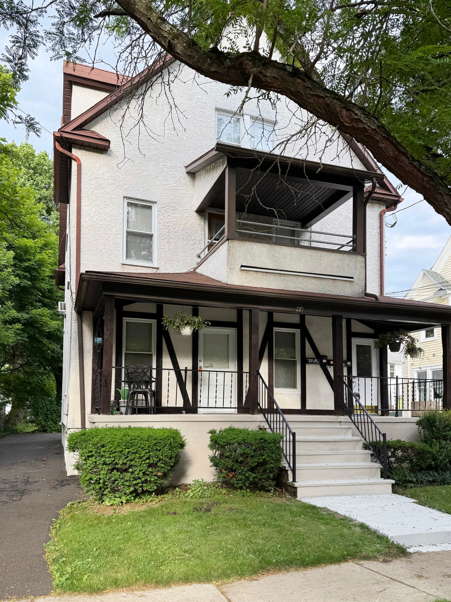 Building Photo - 44 Cleveland Ave