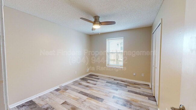 Building Photo - 2476 Spring Vale Rd