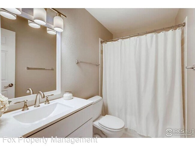 Building Photo - 2 br, 2 bath House - 575 Manhattan Drive U...