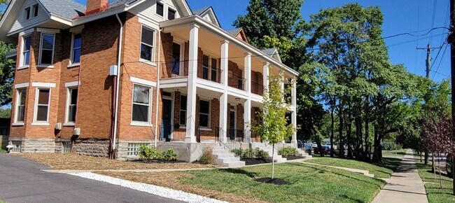 Building Photo - 4 Worthington Ave