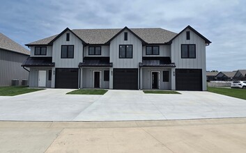 Building Photo - 79 SE 361st Rd