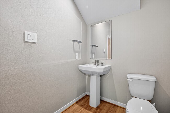 Building Photo - 29535 Red Rocks Pk Dr