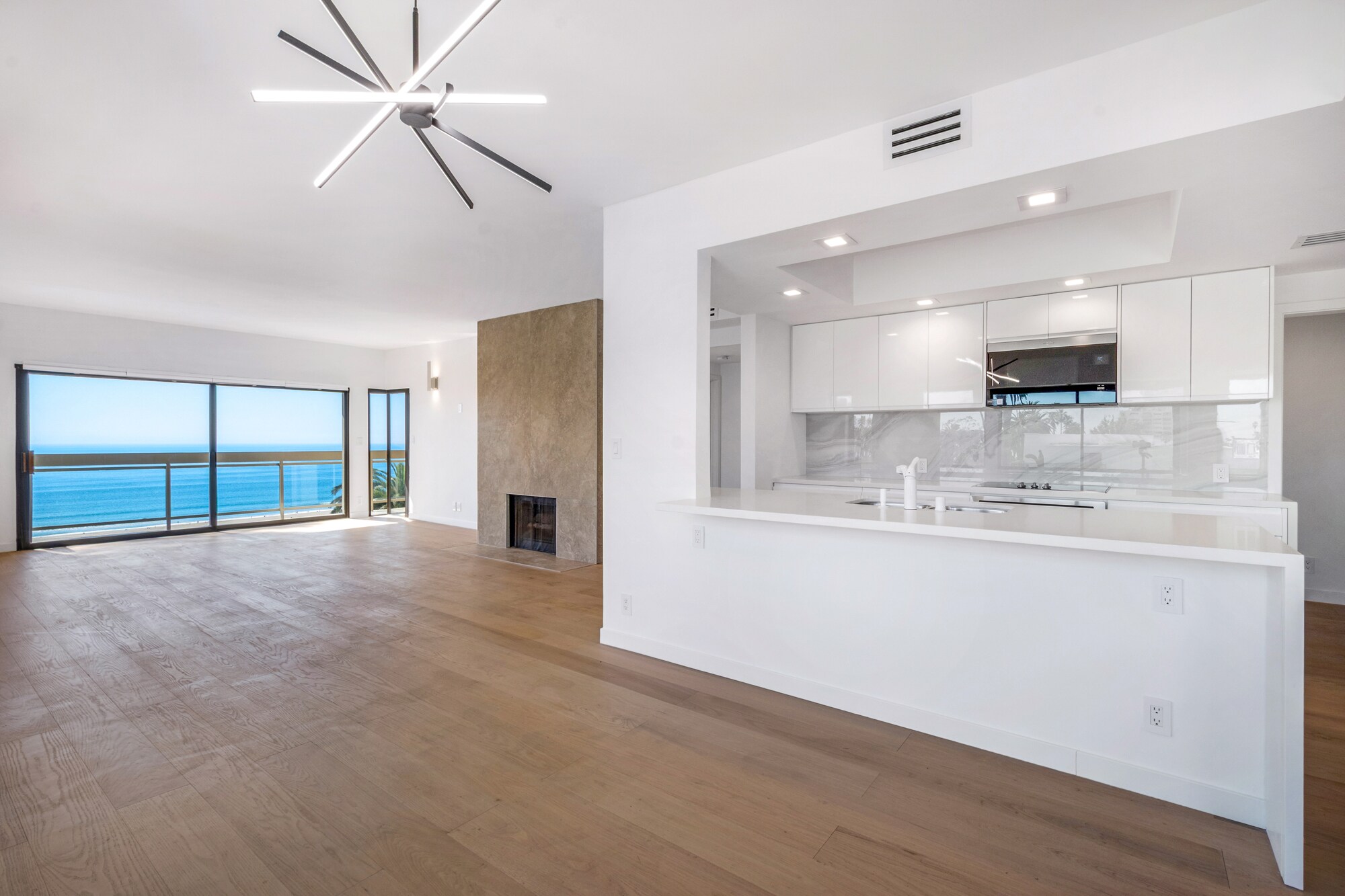 Building Photo - 801 Ocean Ave