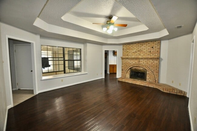 Building Photo - 103 Kenshire Ct