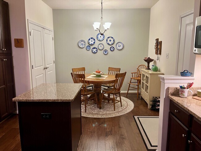 Building Photo - 3103 Abruzzo Pl