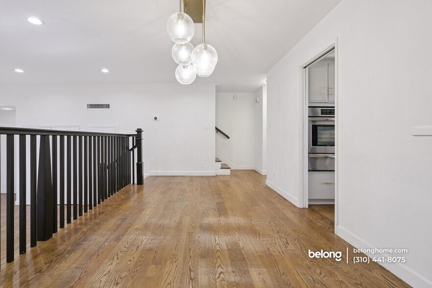 Building Photo - 6509 Kester Ave