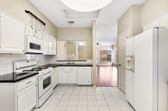 Building Photo - 14807 Elk Hill Ct