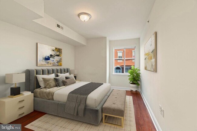 Building Photo - 1724 Master St