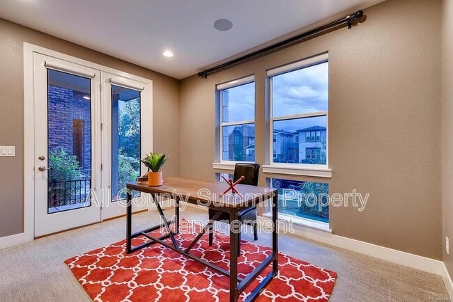 Building Photo - 1112 S Grant St