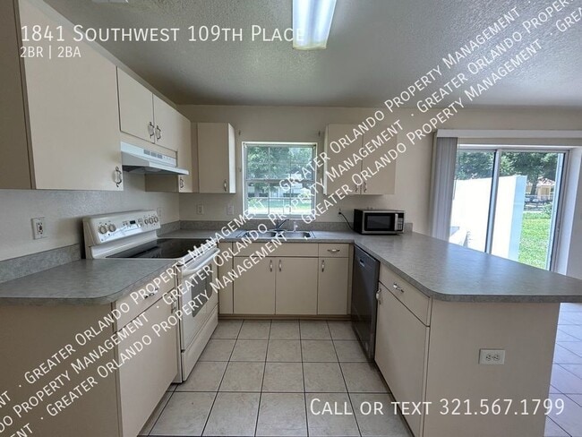 Building Photo - 1841 SW 109th Pl