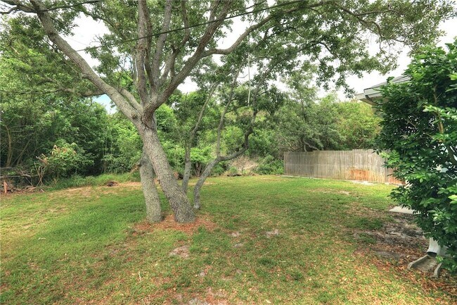 Building Photo - 11187 Airport Dr