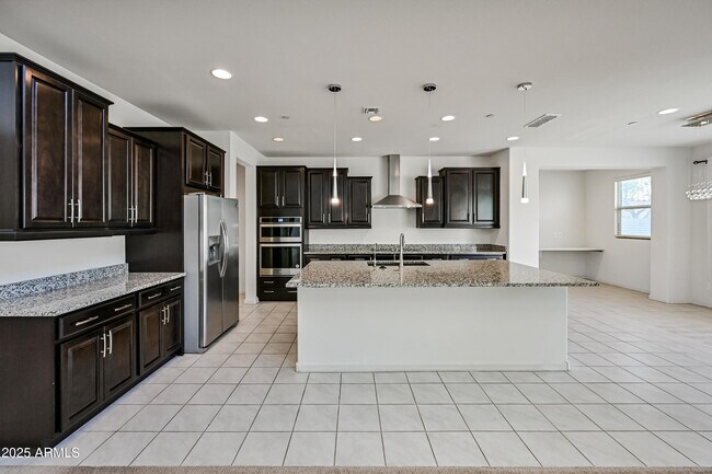 Building Photo - 9648 E Timpani Ln