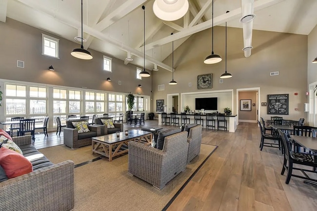 Building Photo - Premier 2/2 Condo in The Cannery- $500 OFF...