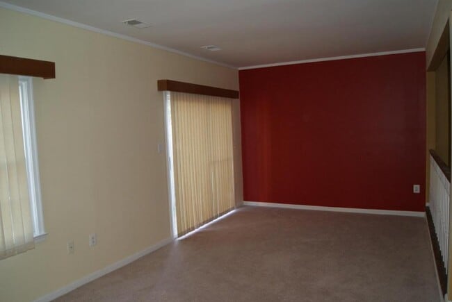 Building Photo - 9156 Stevens Ct