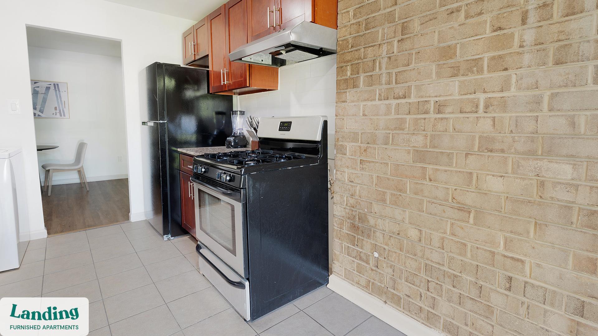 Building Photo - 6220 Springhill Dr
