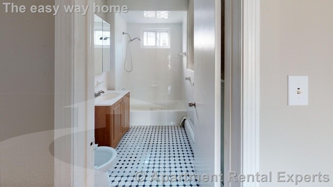 Building Photo - 280 McGrath Hwy