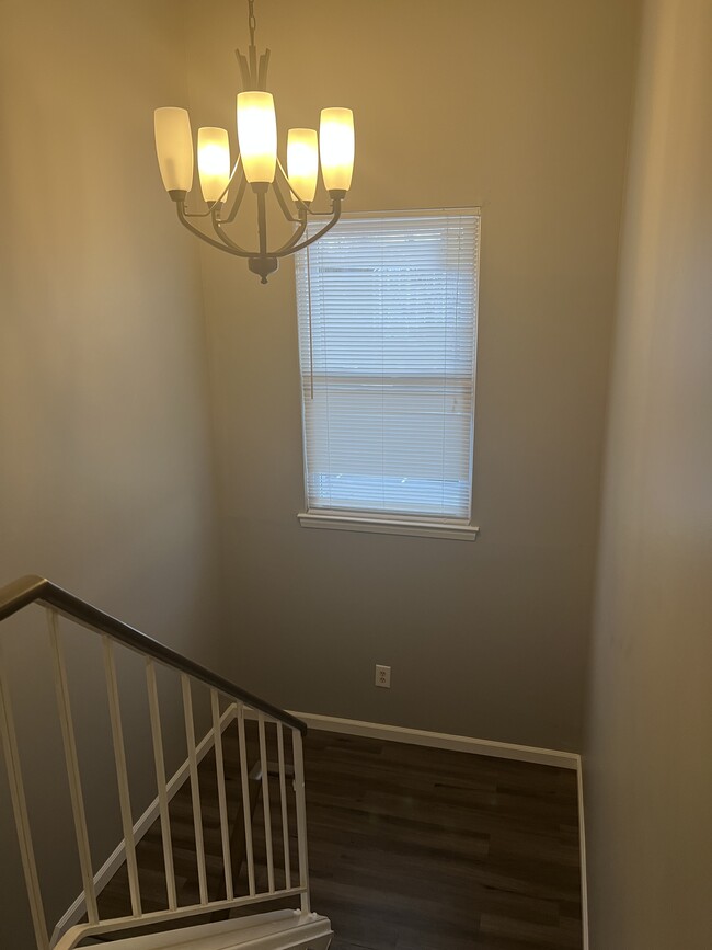 Stairway - 7711 Heatherside Ln