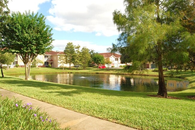 Building Photo - 3 Bedroom with Water View - Villanova at Hunters Creek