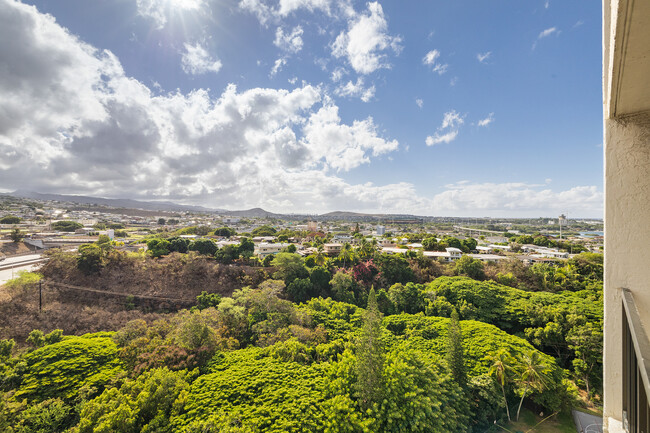 Primary Photo - 98-500 Koauka Loop