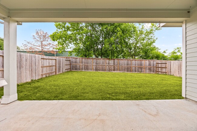 Building Photo - 33142 School Hl Rd