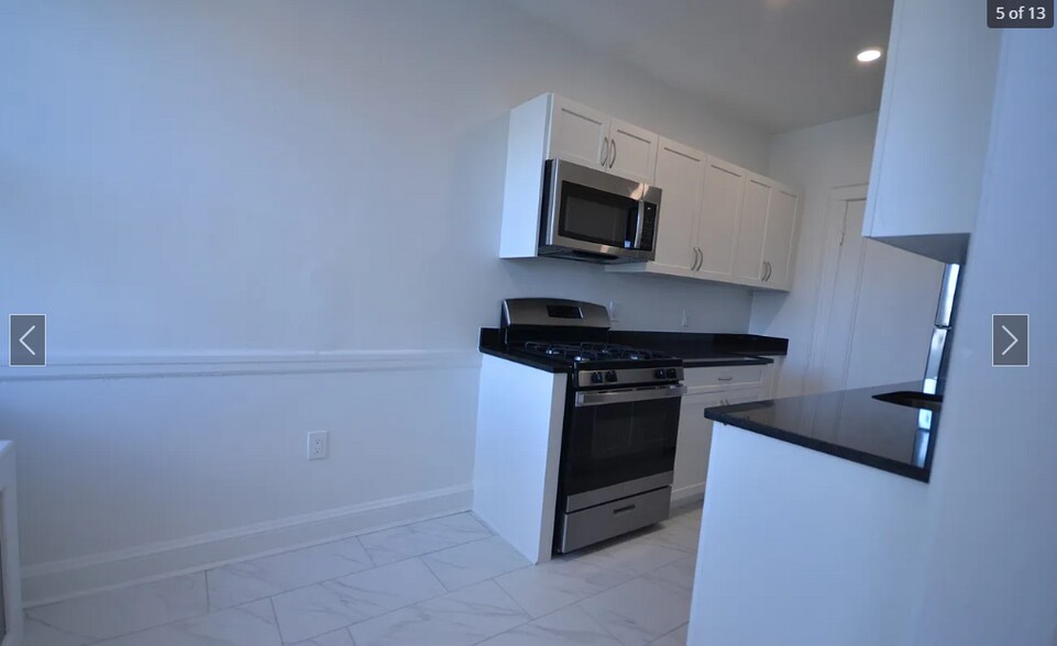 Building Photo - 105 Kilsyth Rd