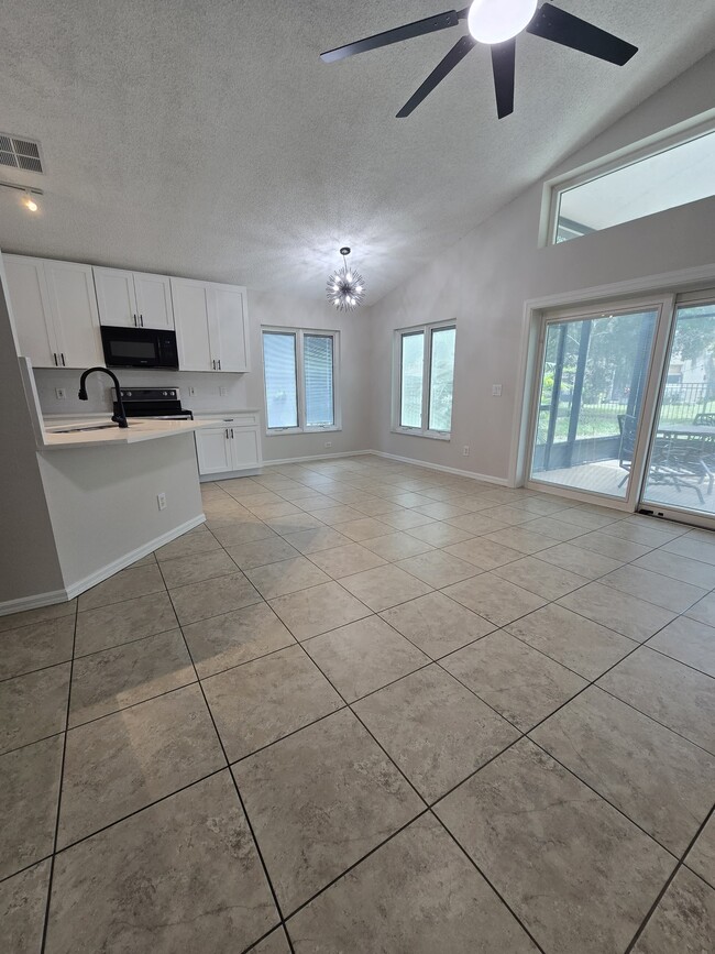 Building Photo - 14528 Kristenright Ln