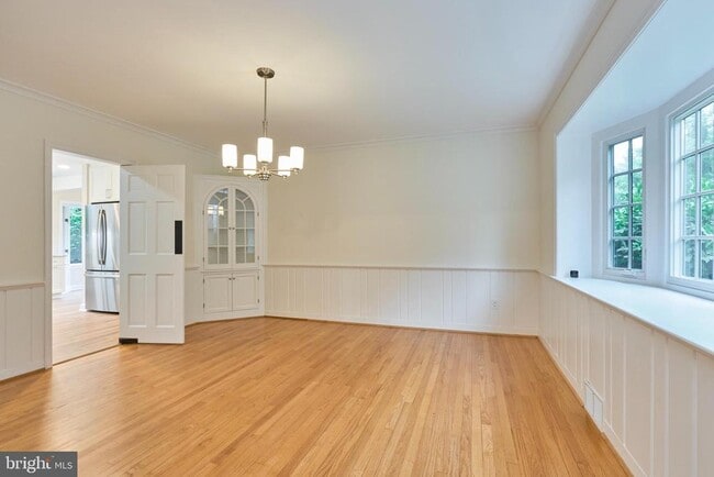 Building Photo - 3819 Woodbine St