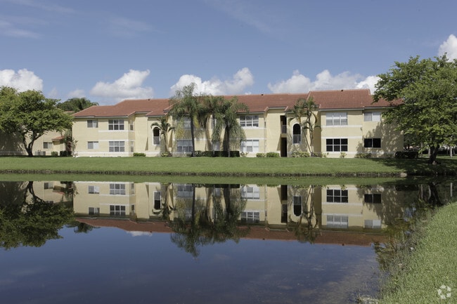 Building Photo - Isles at Lago Mar