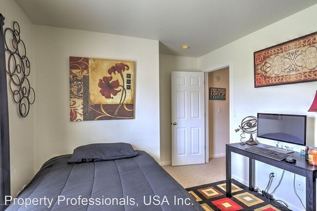 Building Photo - 2 br, 2 bath House - 621 Lariat Loop