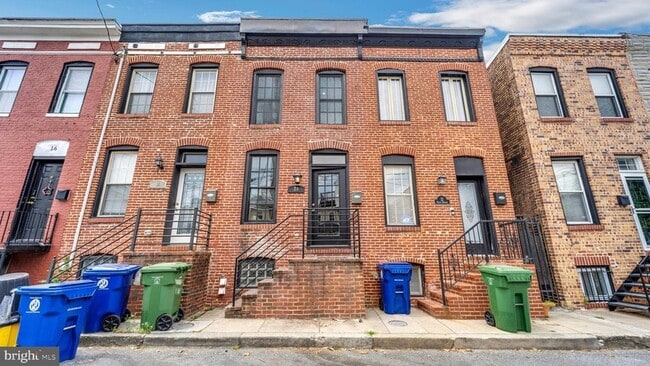 Building Photo - 20 N Madeira St