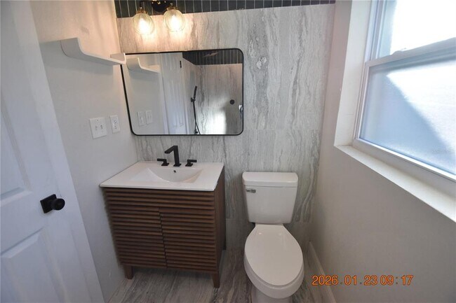 Building Photo - 3606 River Grove Dr