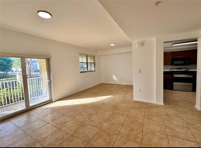 Building Photo - 10870 NW 88th Terrace