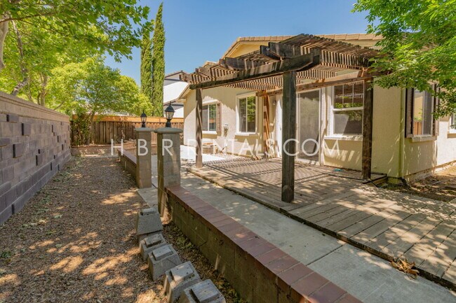Building Photo - 4 bedroom single story WICKLUND School Home for Rent - Mountain House - MOVE IN READY NOW!