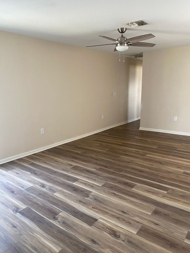 Building Photo - Locke Street Triplex Units