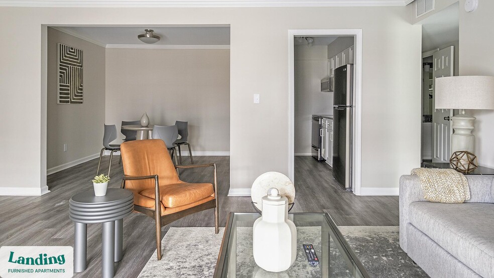 Building Photo - 3450 Manor Dr