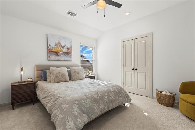 Building Photo - 15627 Rue Dr