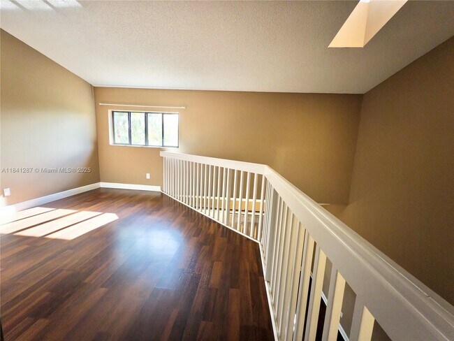 Building Photo - 4192 SW 87th Terrace