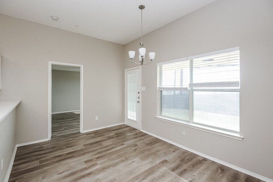 Building Photo - 10213 Dallam Ln