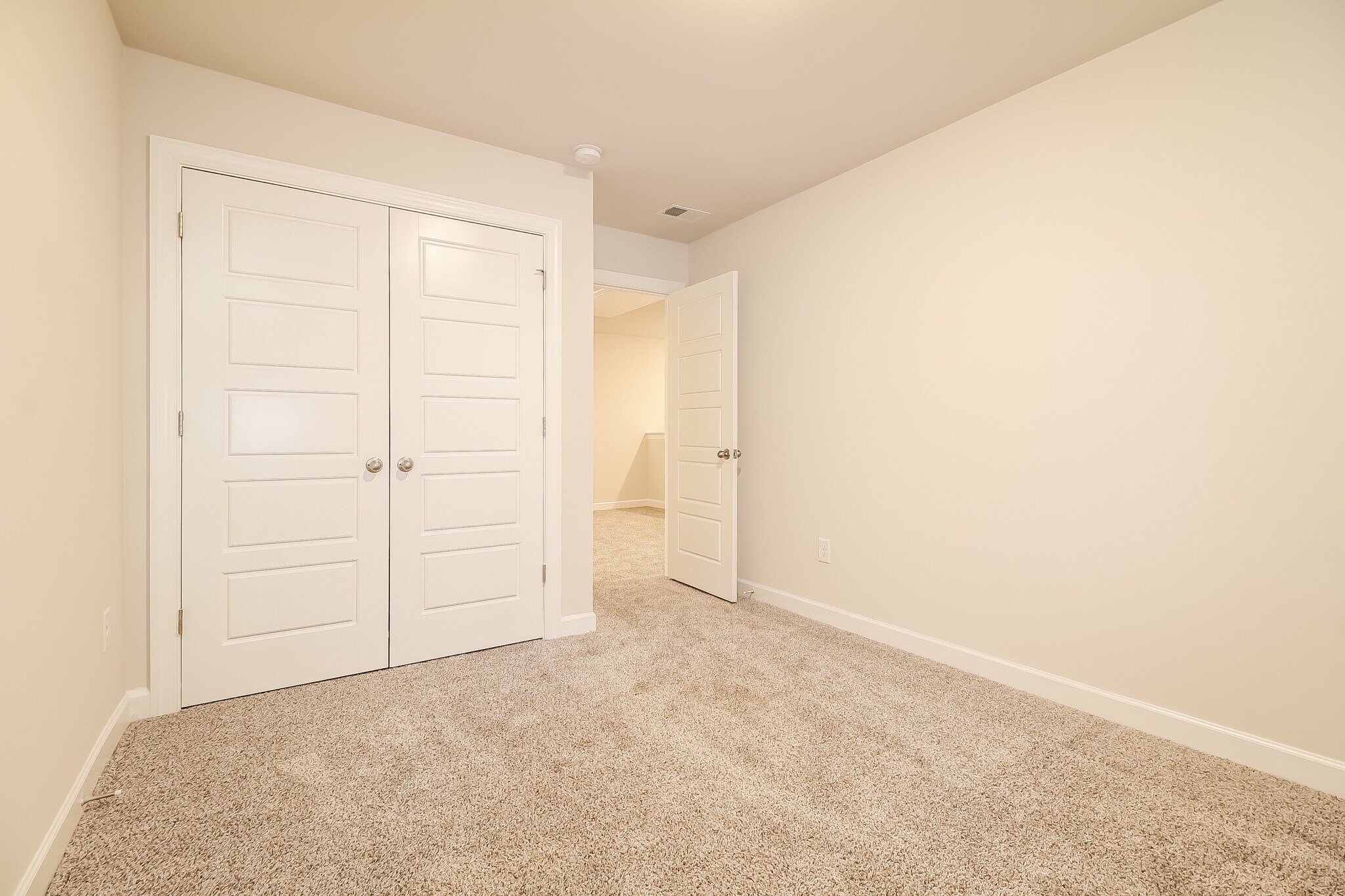 Building Photo - 210 Telford Dr