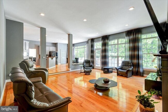 Building Photo - 2732 Lightfoot Dr