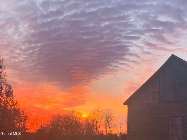 Building Photo - 260 Clark Rd