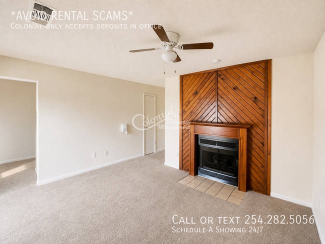 Building Photo - 211 Sorrell Dr