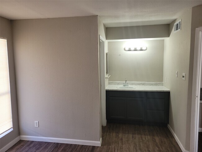 Building Photo - 7200 W T C Jester Blvd